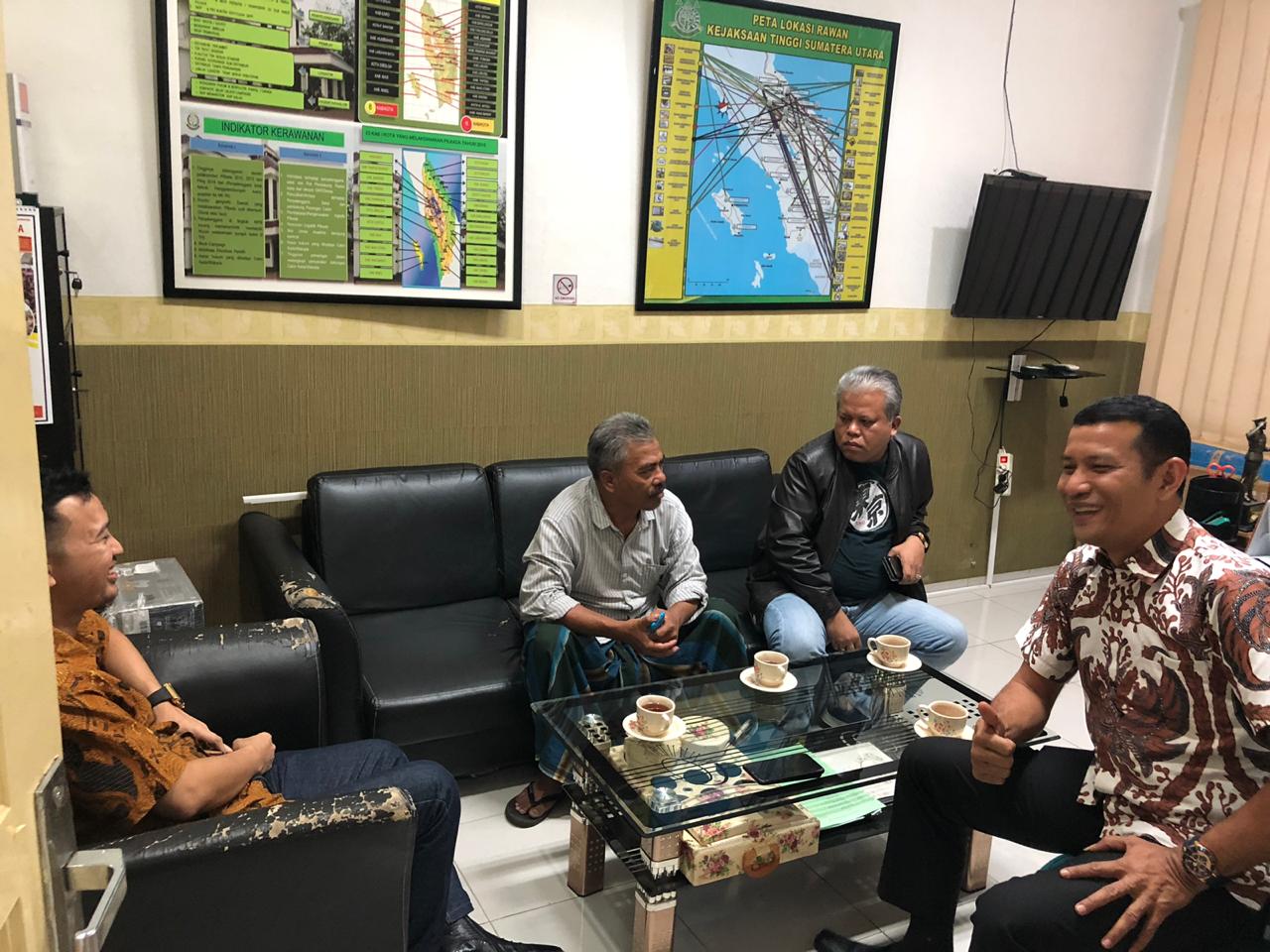 BURON 5 TAHUN, EKS CAMAT GALANG DIBEKUK TIM GABUNGAN KEJATISU BERSAMA TIM KEJARI DELI SERDANG